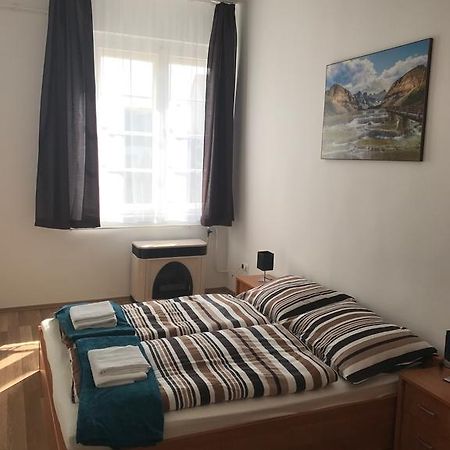 Ferienwohnung Eva Apartman Miskolc Exterior foto