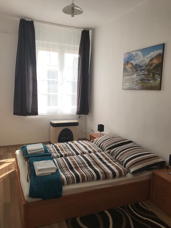 Ferienwohnung Eva Apartman Miskolc Exterior foto
